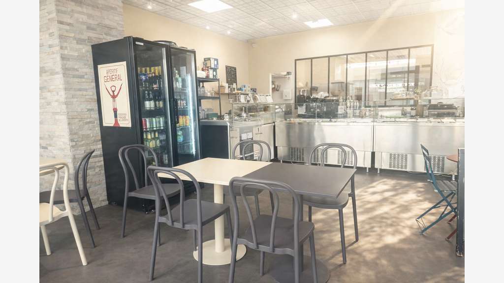DAB 100m² idéal franchise ou grande enseigne Nice