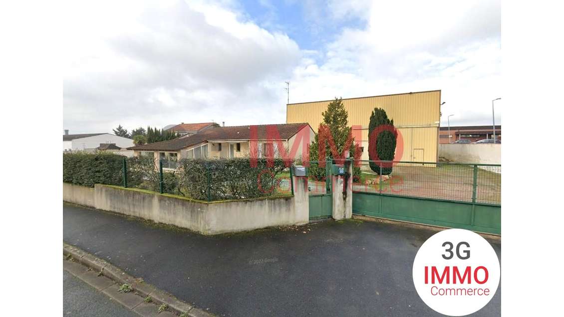 Vente local industriel loué 660m² + maison à Niort