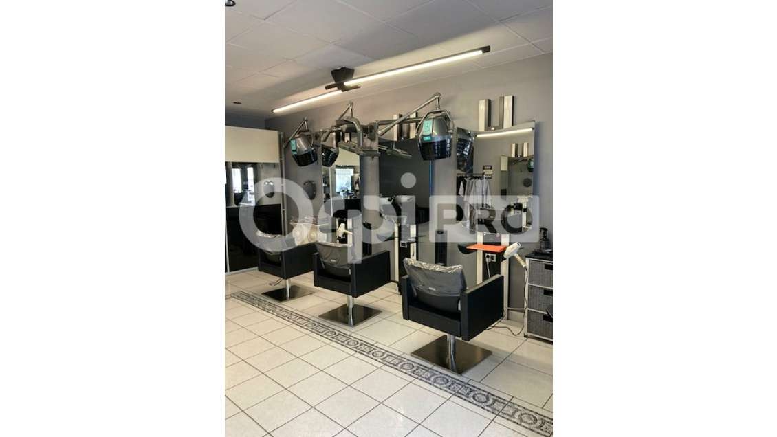 Vente Murs commerciaux coiffure de 50m² à Orléans