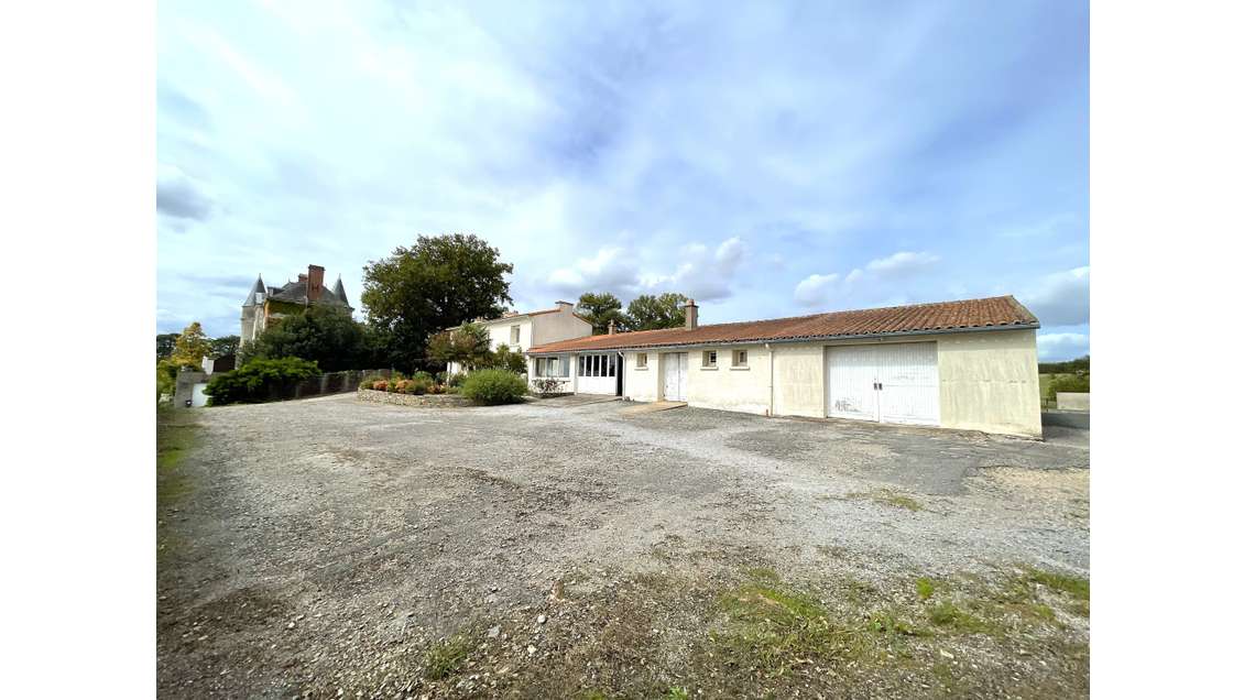 Vente immeuble 550m² à Oudon vue sur la Loire