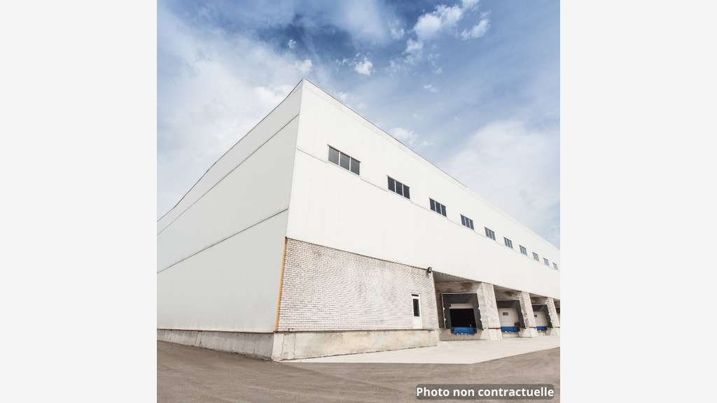 Bâtiment industriel  880m²à vendre proche Oyonnax