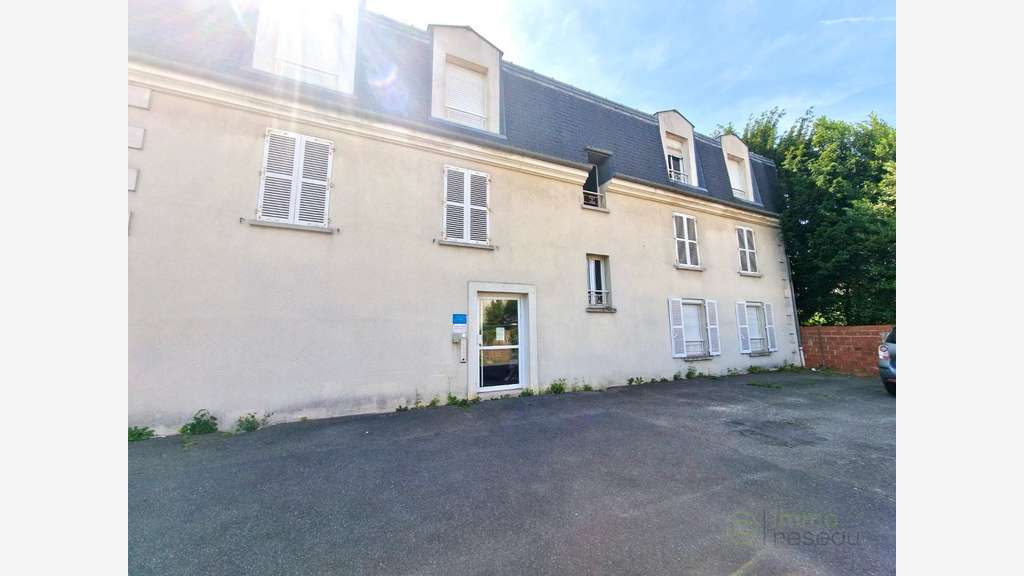 AV appartement pour prof libérale 76m² dept 77