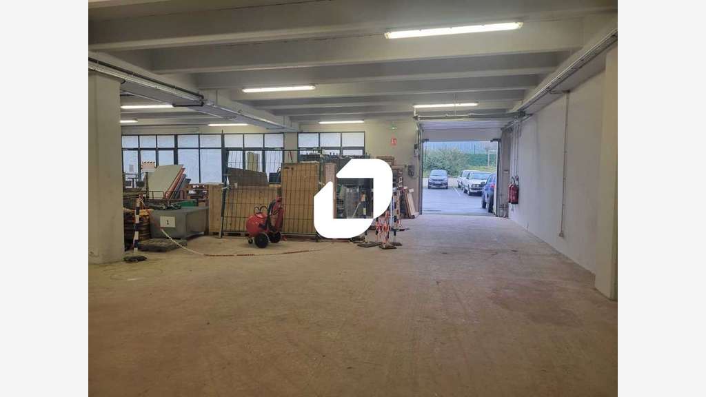 Vente Local d'activité 669m² Palaiseau