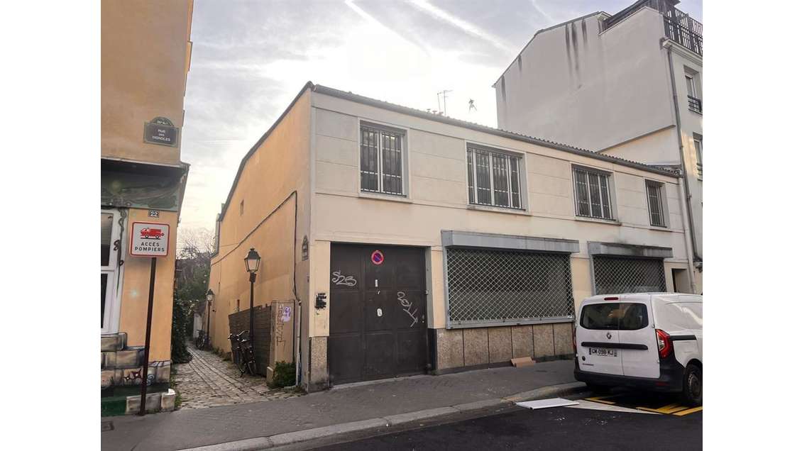 Entrepôt avec commercialité à vendre à Nation 7502