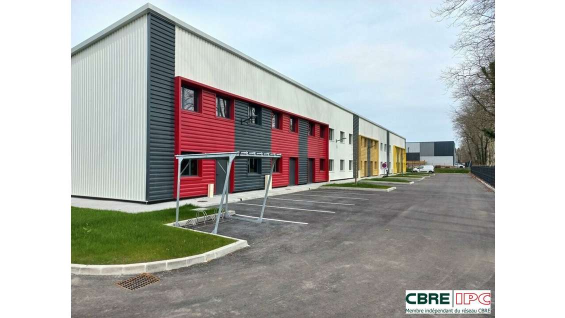 Vente locaux d'activité neufs 219m² ZA Pau Nord