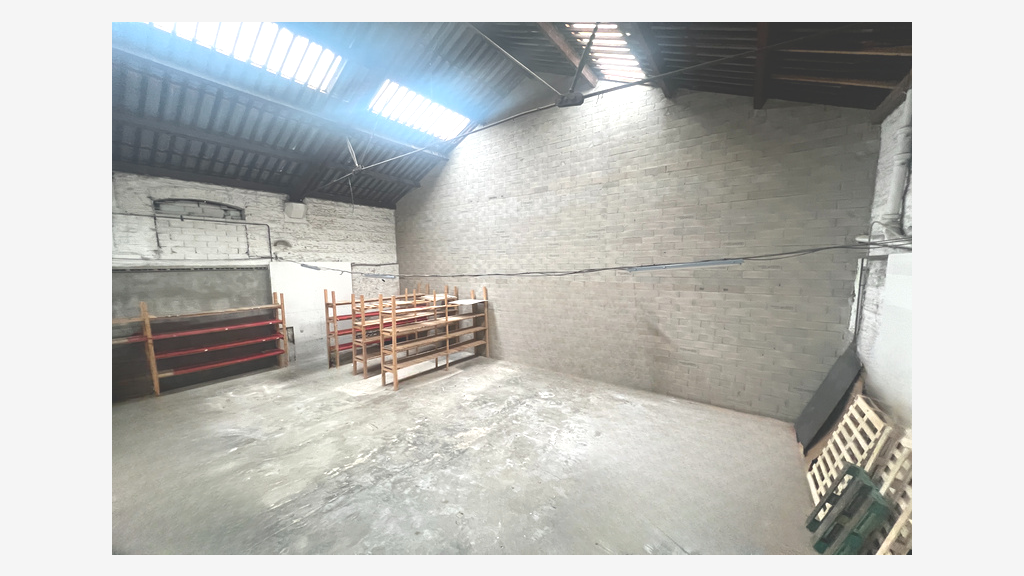 Local commercial 529m² à vendre entrée Perpignan