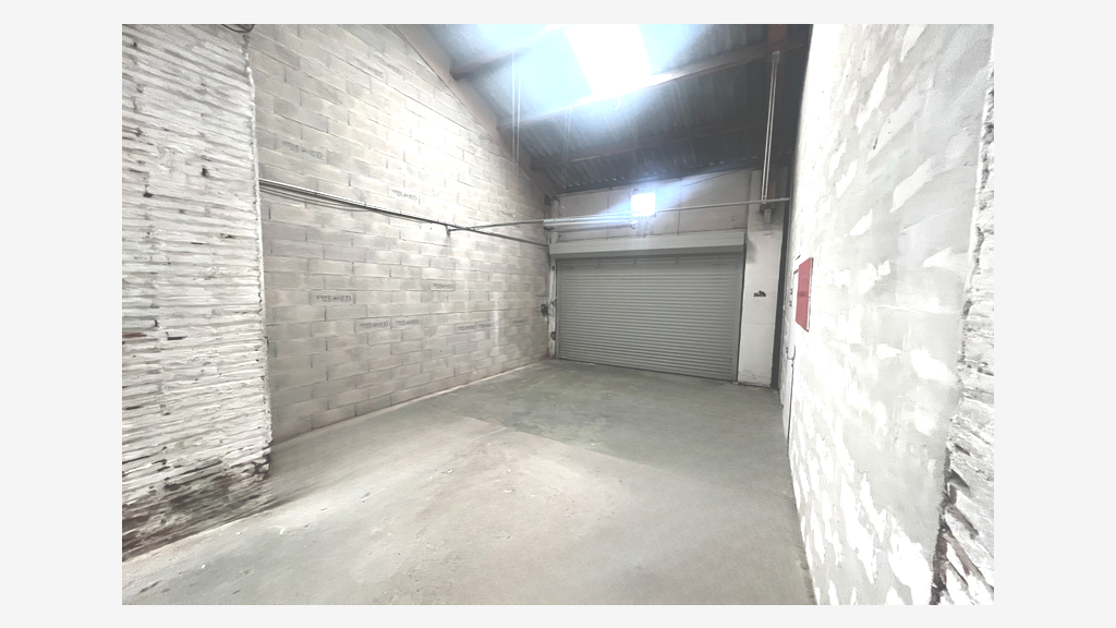Local commercial 529m² à vendre entrée Perpignan