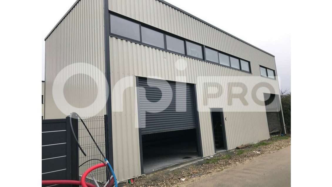 PESSAC - LOCAL D'ACTIVITE à vendre