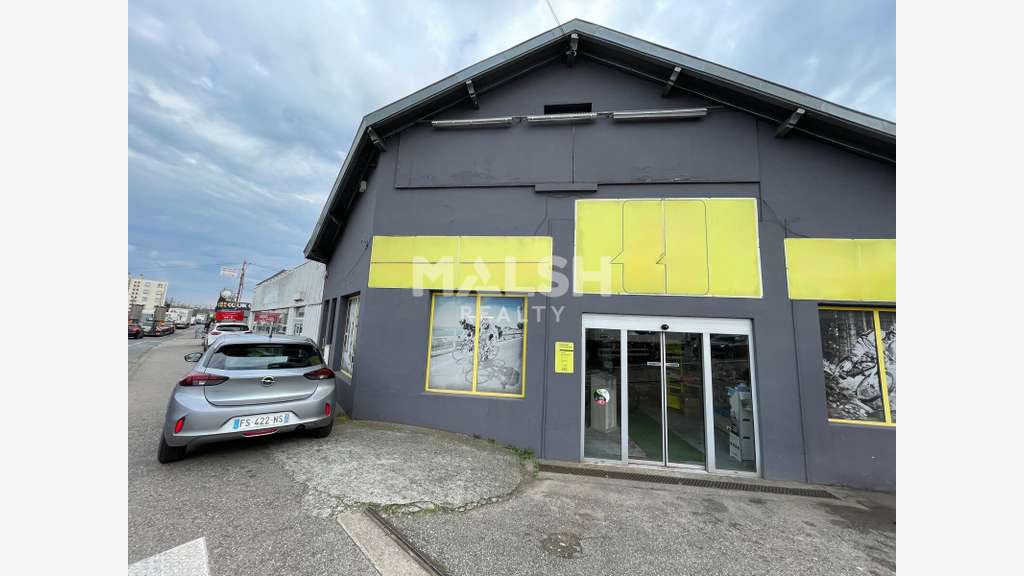 AV local d'activités 254m² à Oullins-Pierre-Benite