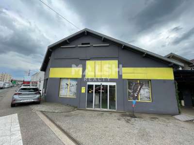 AV local d'activités 254m² à Oullins-Pierre-Benite