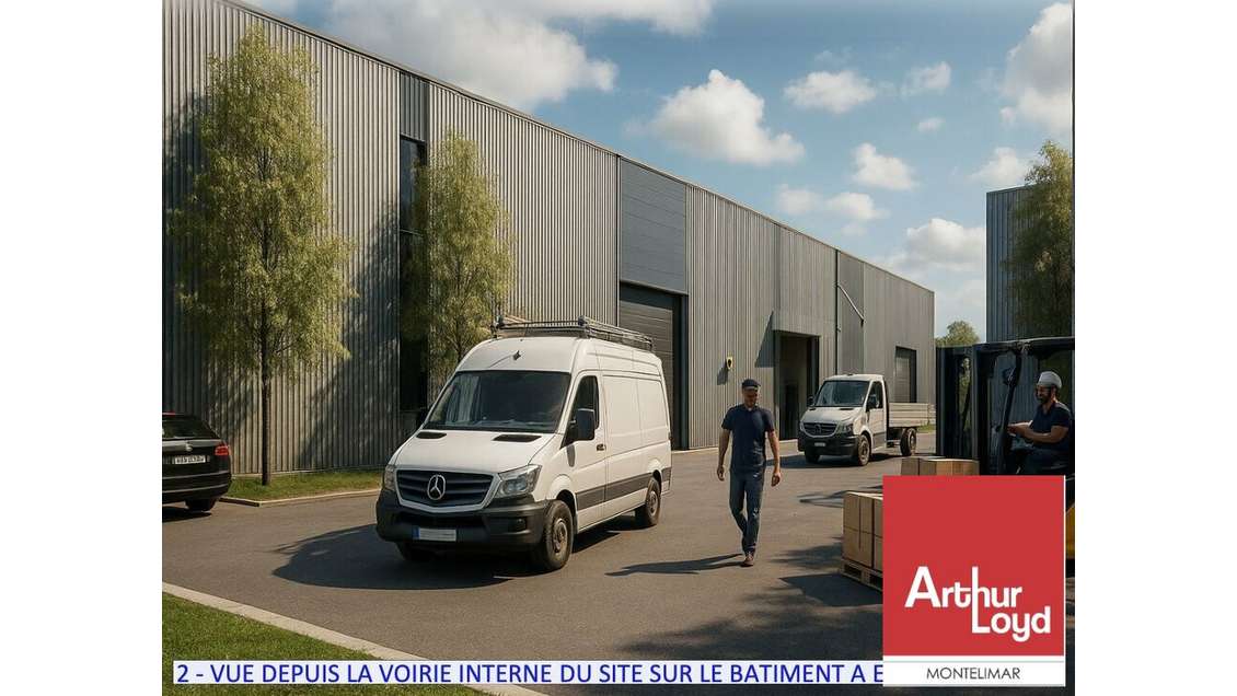 PIERRELATTE - LOCAL D'ACTIVITE - ENTREPOT à vendre