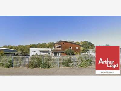 Entrepôt 979m² à vendre zone Daudel Pierrelatte