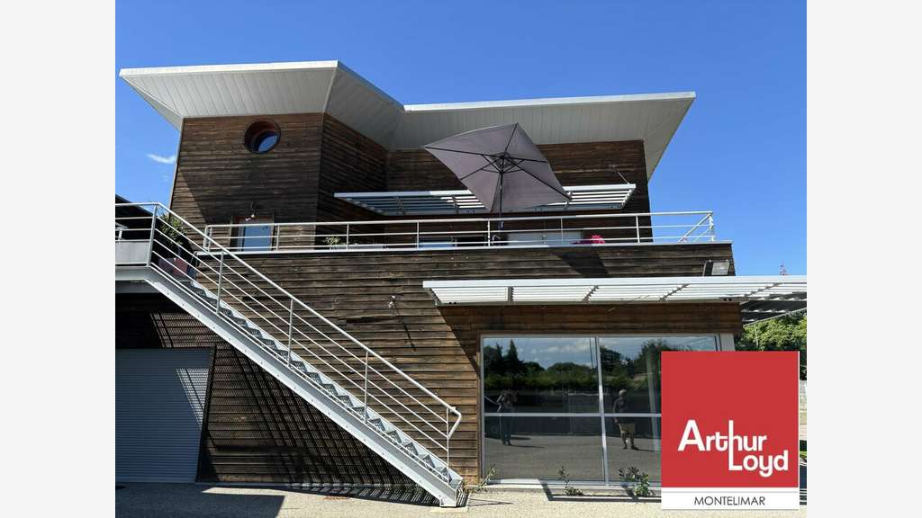 Entrepôt 979m² à vendre zone Daudel Pierrelatte