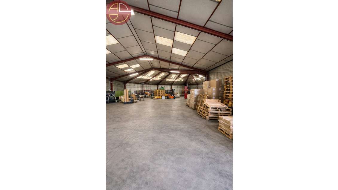Vente entrepôt 1750m² Pinsaguel Sud Ouest Toulouse