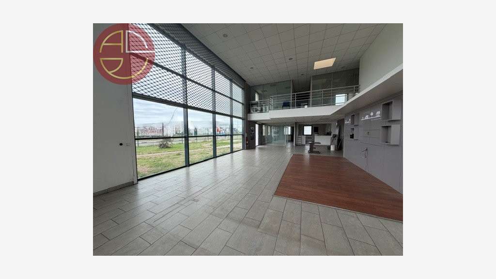 Vente entrepôt de 1250m² à Plaisance-du-Touch