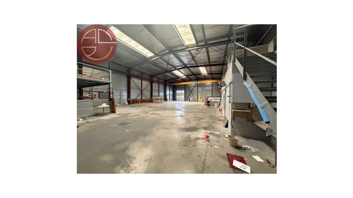 Vente entrepôt de 1250m² à Plaisance-du-Touch