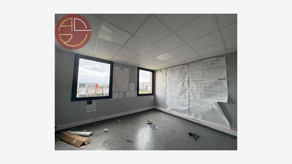 Vente entrepôt de 1250m² à Plaisance-du-Touch