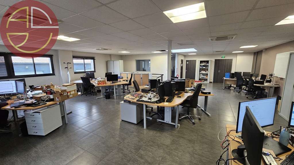 A vendre entrepôt 949m² à Plaisance-du-Touch
