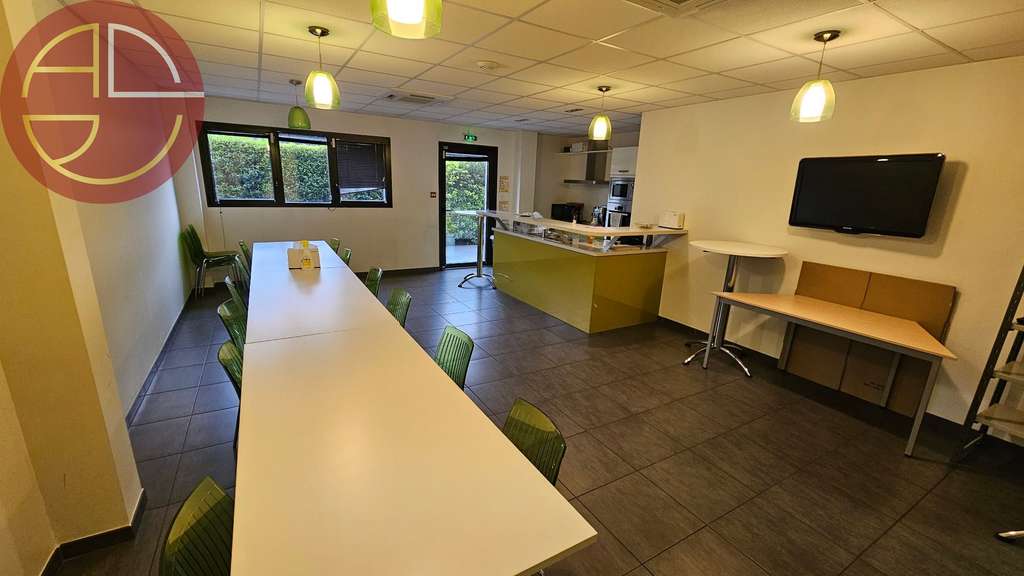 A vendre entrepôt 949m² à Plaisance-du-Touch
