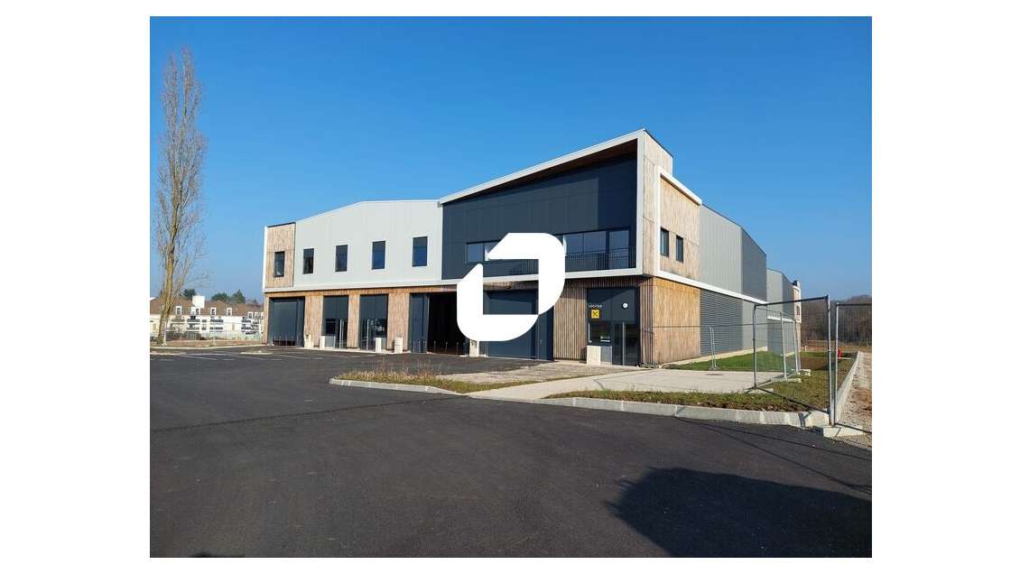 Vente Local d'activité 2113m² Plaisir