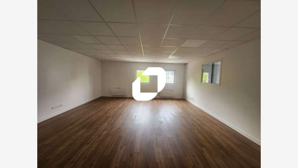 Vente Local d'activité 200m² Plaisir