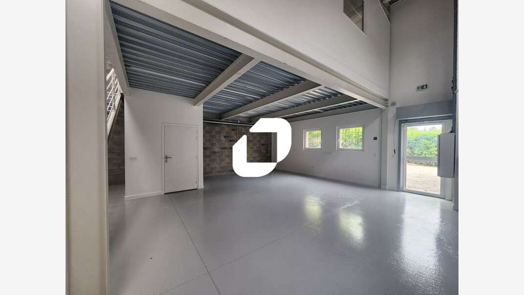 Vente Local d'activité 200m² Plaisir