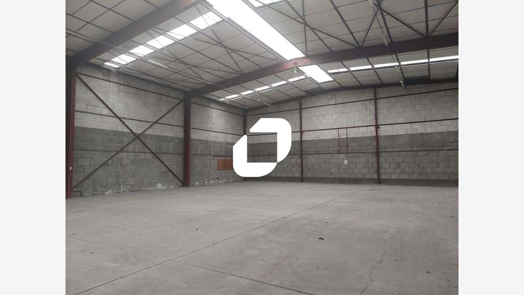 Vente Local d'activité 1664m² Plaisir