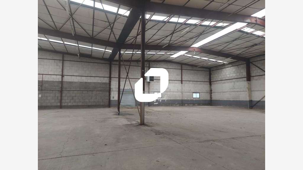 Vente Local d'activité 1664m² Plaisir