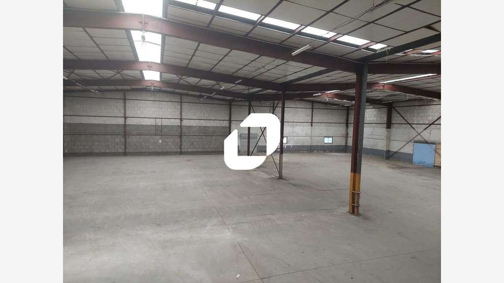 Vente Local d'activité 1664m² Plaisir
