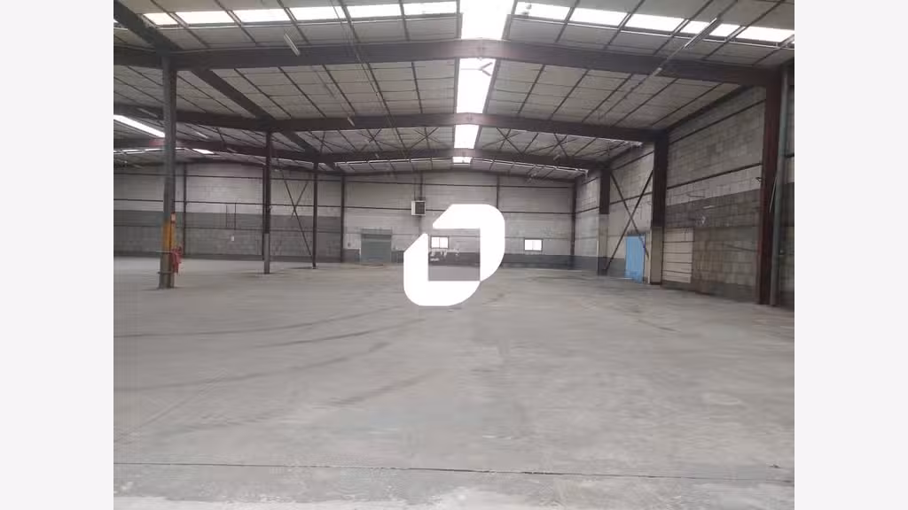 Vente Local d'activité 1664m² Plaisir