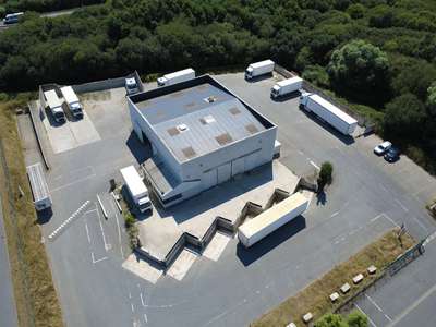 Local d'activité PLERIN - 630 m²
