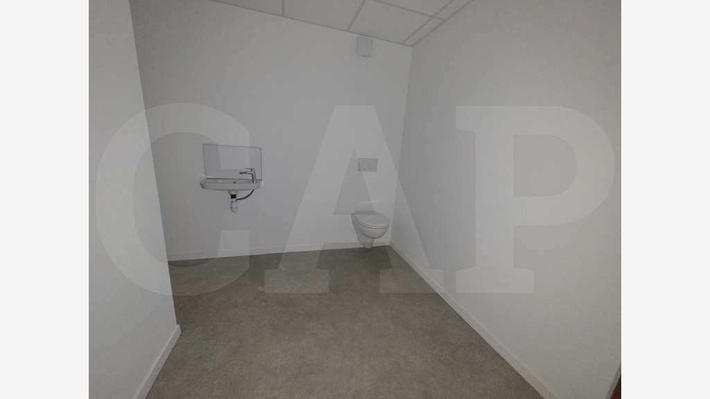 À VENDRE – LOCAL D’ACTIVITÉ À PLERNEUF AVEC VISIBI