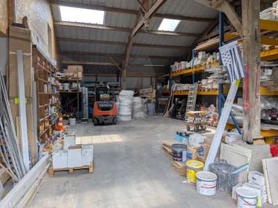A VENDRE Secteur AURAY - Bâtiment d'activités de 2