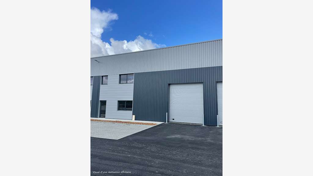 Local professionnel neuf 137 m² – ZA Ploërmel