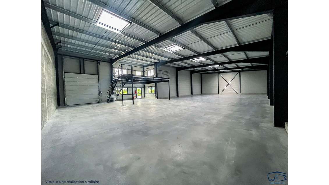 Local professionnel neuf 165 m² – ZA Ploërmel