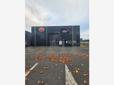 A VENDRE - LOCAL D'ACTIVITE PLOUFRAGAN - 340m²