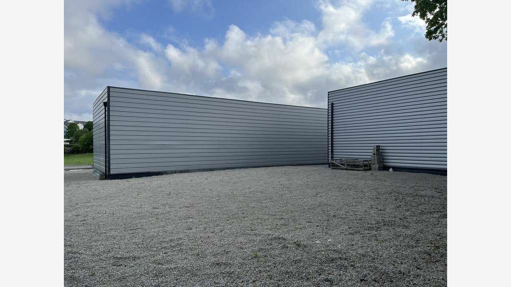 A vendre local 310m² zone de Mescouezel à Plouzané