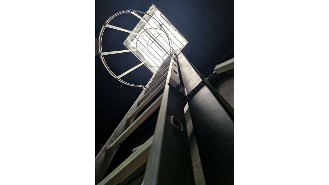 AV local d'activités neuf 920m² loué à Auray