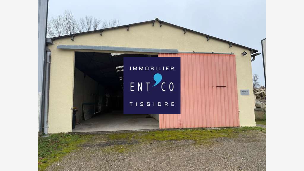 Local Artisanal à Vendre - Idéal pour les Professi