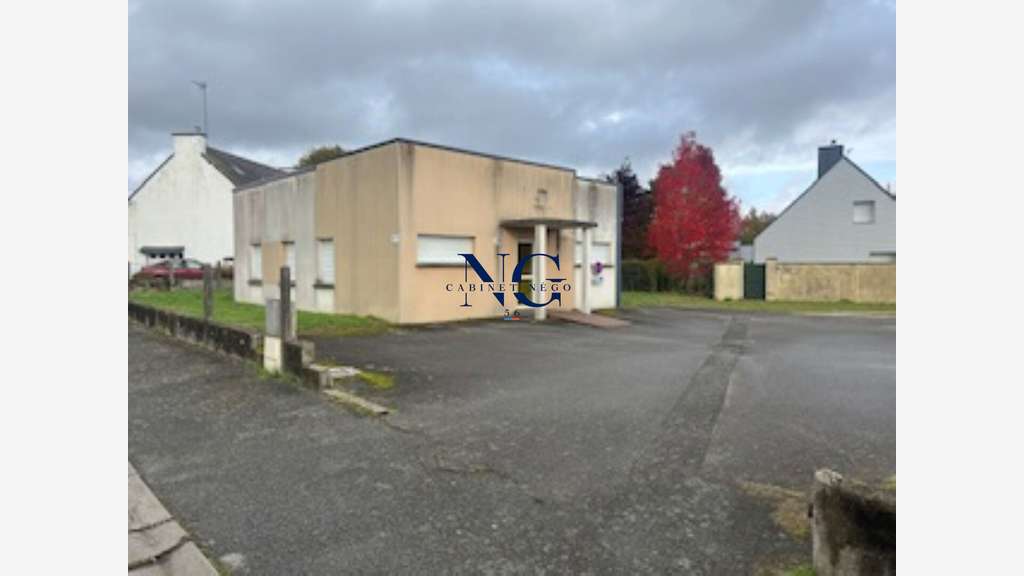 AV local commercial 115m² empl strat Pontivy