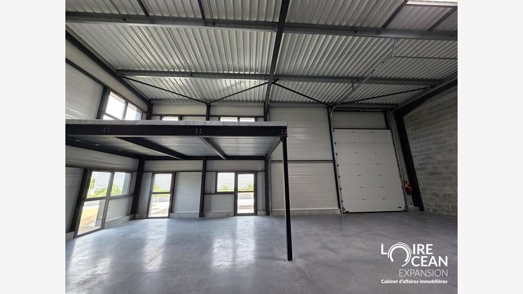 Vente locaux dans Village Les Malouines à Pornic