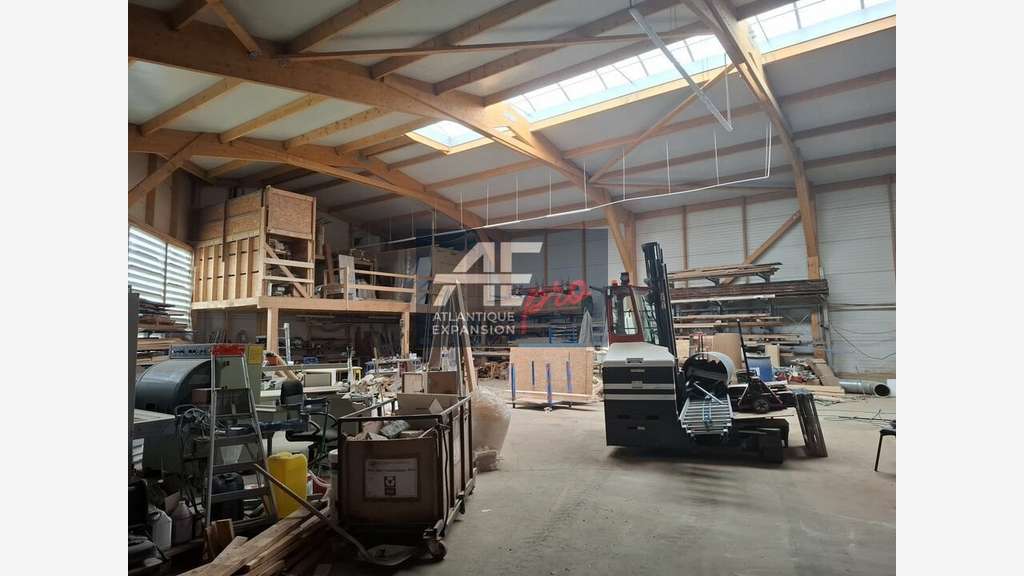 Vente local d'activité 975m² à Pornichet