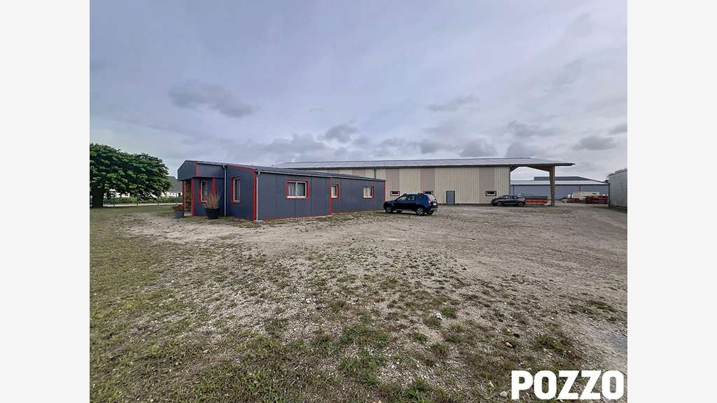 Vente local d'activité et bureaux à Portbail 