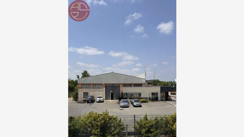 Vente ensemble de 3 entrepôts à Portet sur Garonne