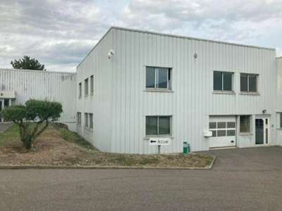 Bâtiment industriel 6889m² à vendre ZI Privas