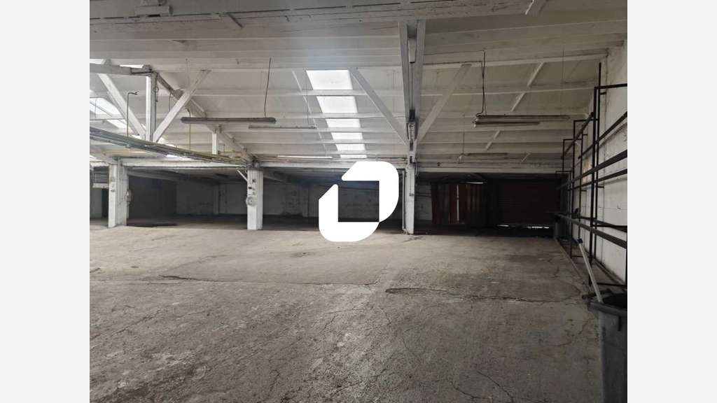 Vente Local d'activité 540m² Puteaux
