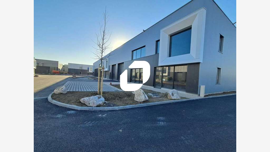 Vente Local d'activité 1174m² Quesnoy sur deule