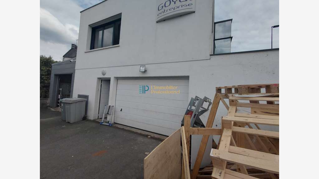 Vente local d'activité de 630m² à Quimper