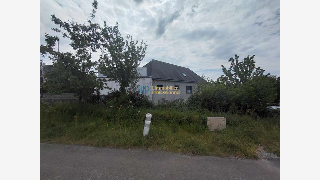 Vente local d'activité de 630m² à Quimper