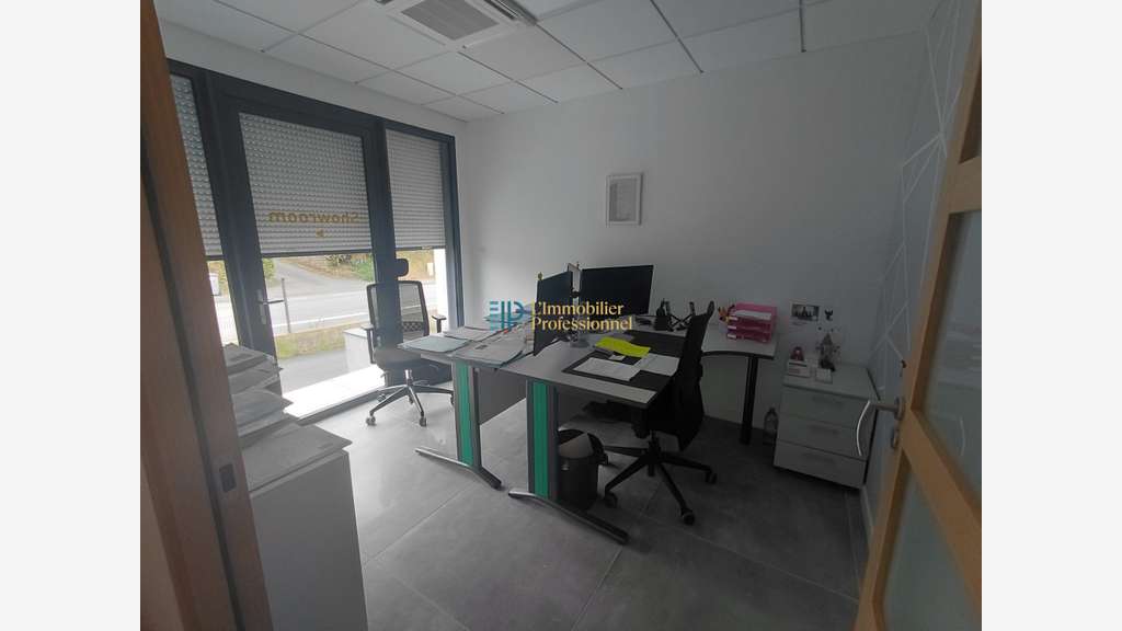 Vente local d'activité de 630m² à Quimper